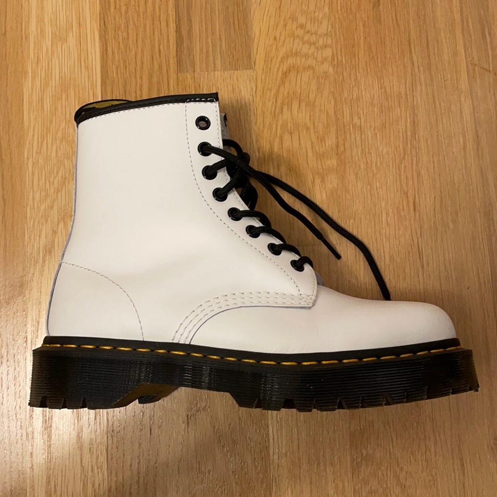 DR MARTENS 1460 BEX SMOOTH LEATHER PLATFORM BOOTS